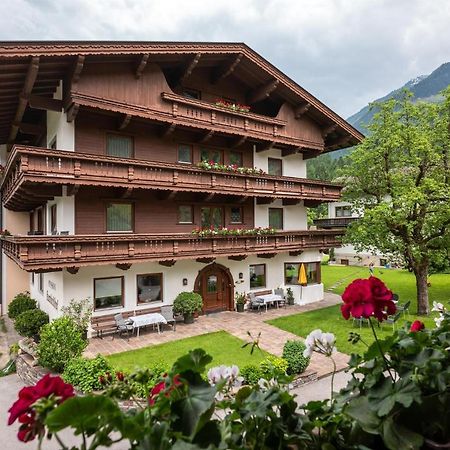 Pension Kumbichlhof Hotel Mayrhofen Exterior photo